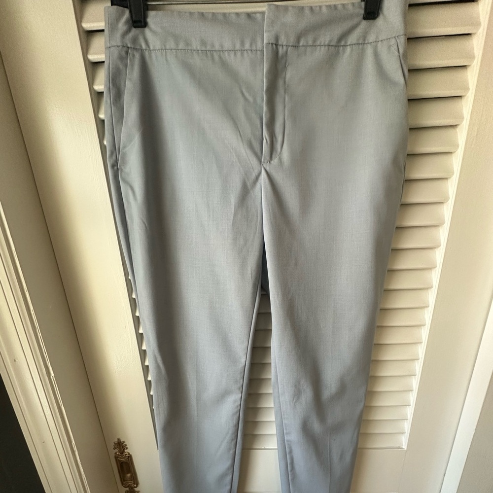 Zara Women’s Blue tapered leg trouser size 4